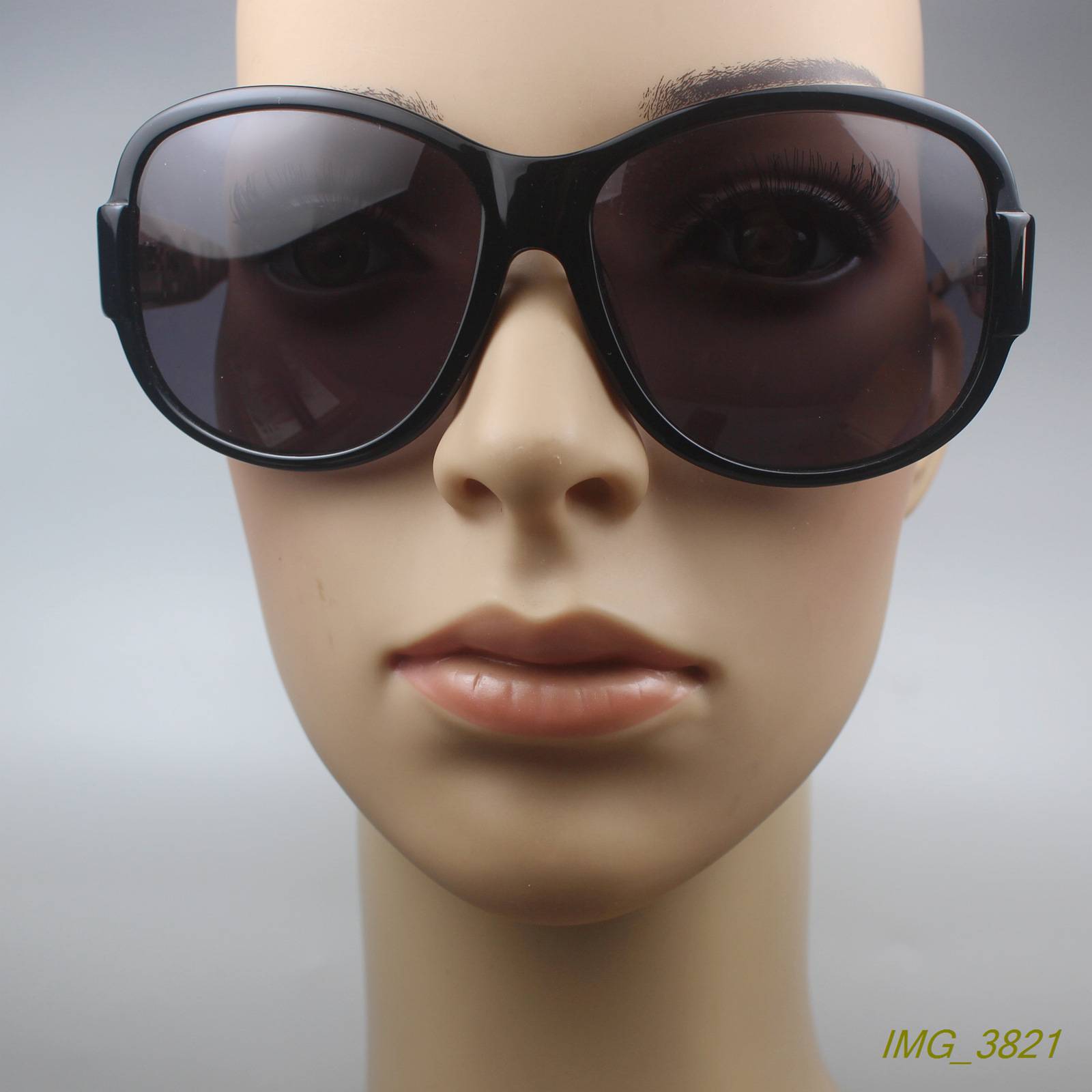 Original single imported board sunglasses high -end ultraviolet sunglasses driving windproof windproof black 2222