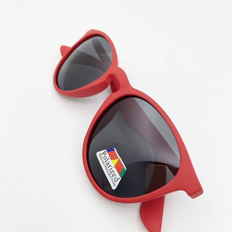 Exporting pure original single female red polarized sunglasses personalized sunglasses care eyes, sunshade driving driving mirror tide
