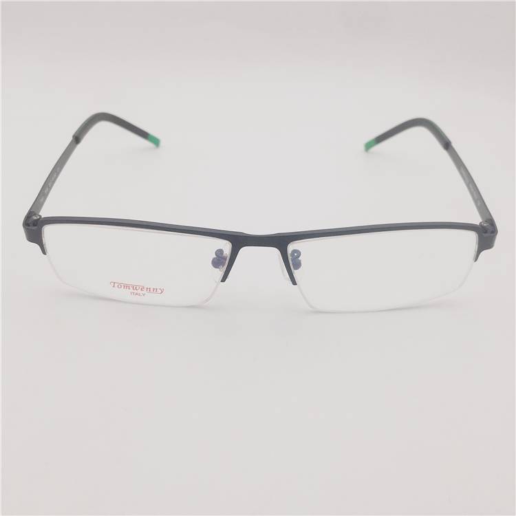 Original single Italian order black ultra -light pure titanium business temperament half -frame carved mirror leg glasses rack