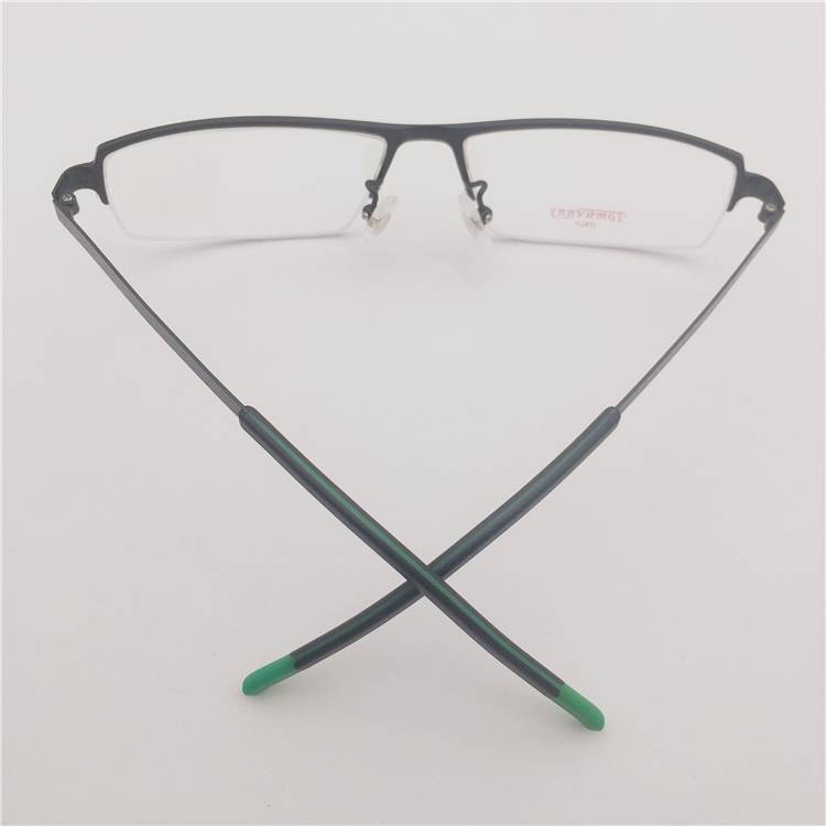 Original single Italian order black ultra -light pure titanium business temperament half -frame carved mirror leg glasses rack