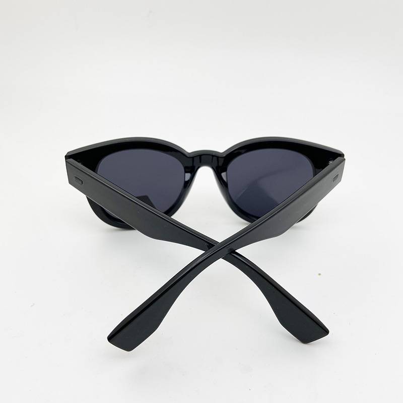 Exit the original single men and women polarizer black sunglasses fashionable sunglasses care mirrors driving mirror driving mirror