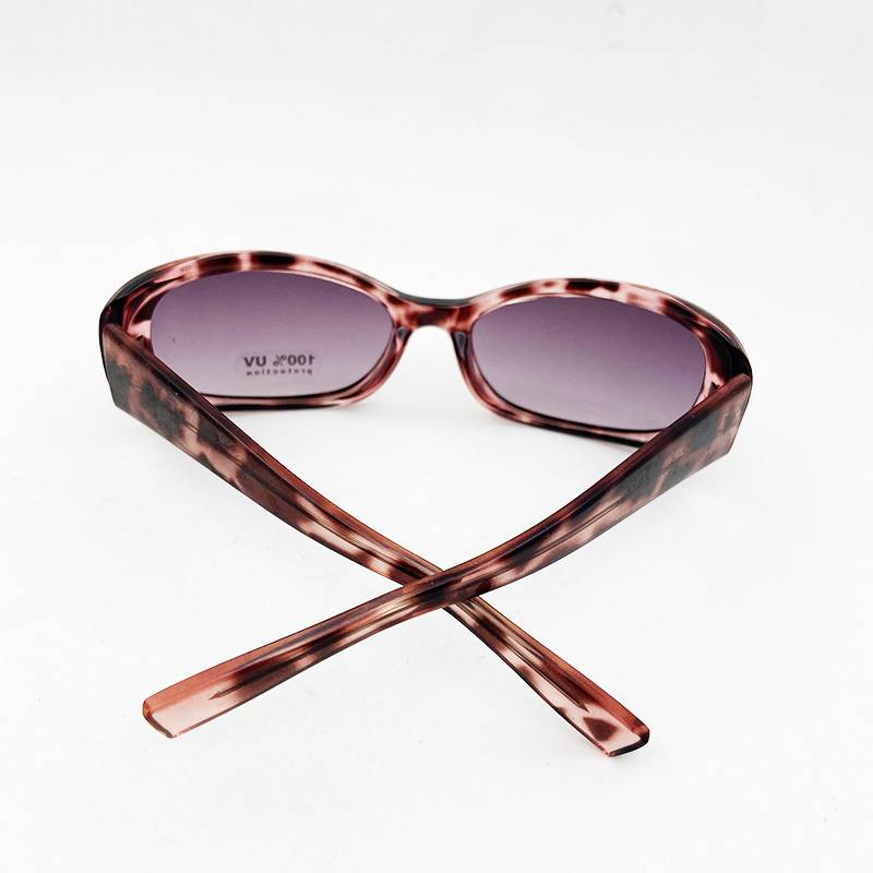 Export orders Children's sunglasses anti -ultraviolet sunglasses Boys and girls are fashionable and versatile comfortable sunshade