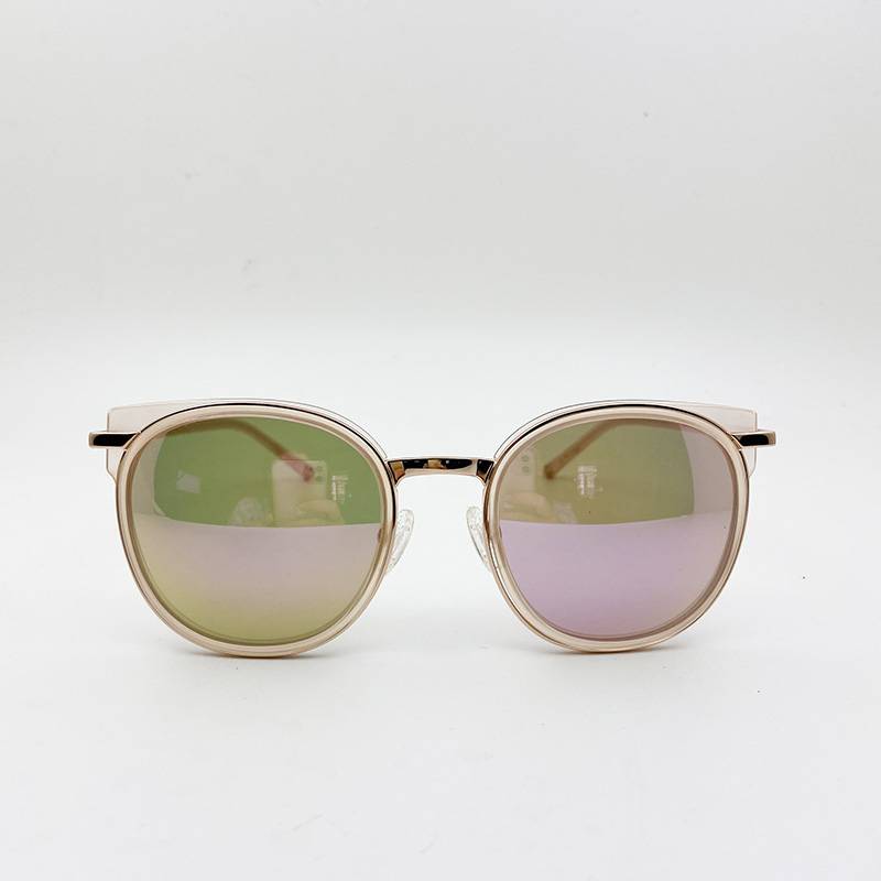 Exporting pure original single ladies brand sunglasses fashion trendy sunglasses anti -ultraviolet girder mirror sunshaded mirror