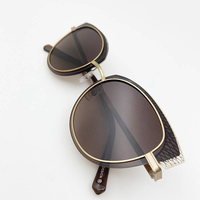 Exporting pure original single female cat eye brand sunglasses fashion personality sunglasses anti -ultraviolet sunshade tide