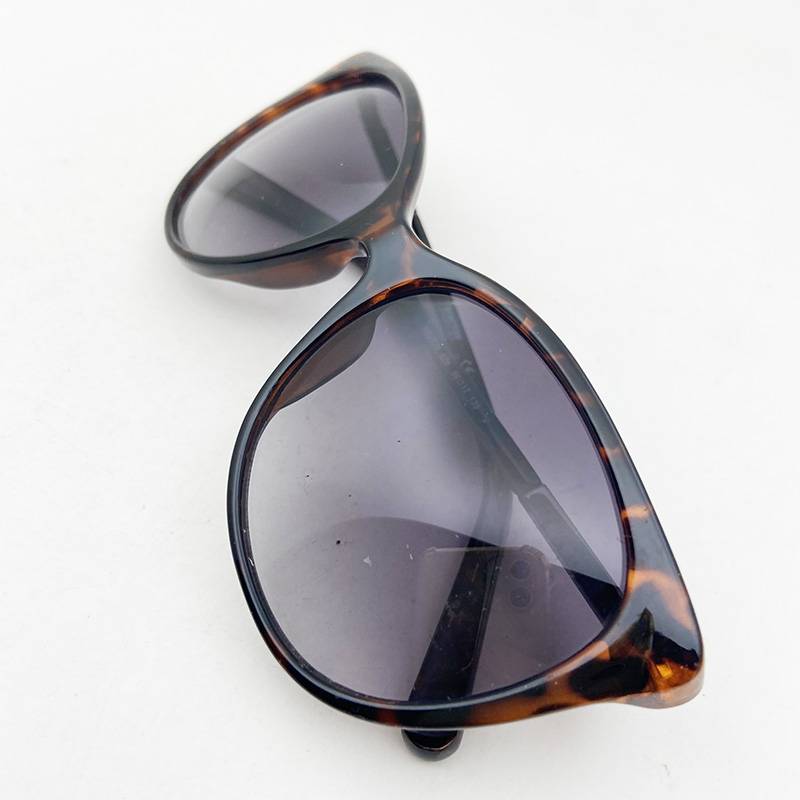 Original single men's and women's leopard printing sunglasses fashionable sunglasses anti -ultraviolet lighting mirrors uV400 UV400