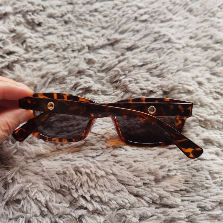 American -style street shooting hot girl retro fashionable concave shape leopard leopard sunglasses tide personality sunglasses show face face sunscreen