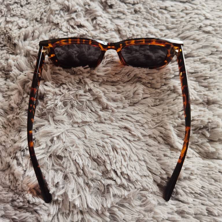 American -style street shooting hot girl retro fashionable concave shape leopard leopard sunglasses tide personality sunglasses show face face sunscreen