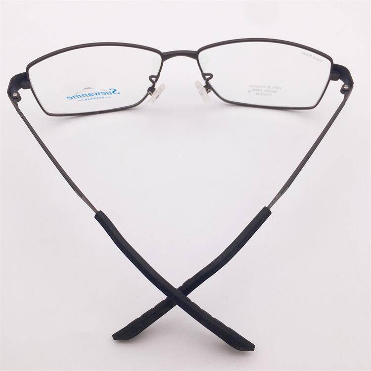 Treasured orphan original single gun color ultra -light pure titanium IP electroplating full -frame personality business temperament glasses frame men and women