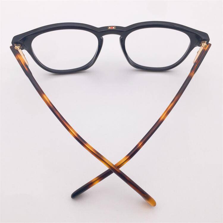 Treasure orphan original single black board full -frame small round frame literary temperament spring mirror lens shelf men and women