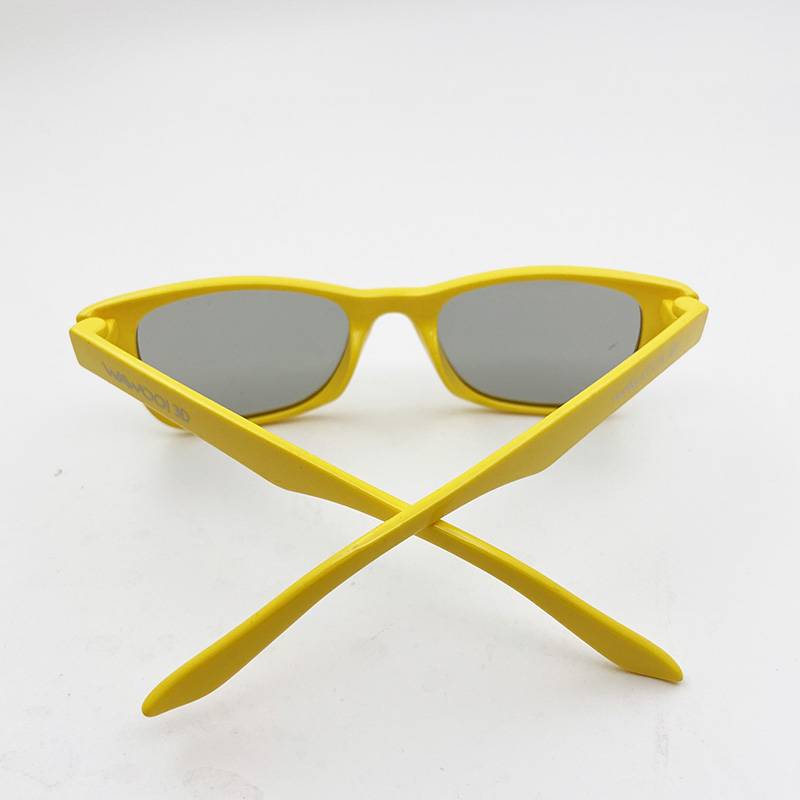 Original single children's sunglasses fashion versatile boy sunglasses anti -ultraviolet eye mirror girl sunshine mirror tide