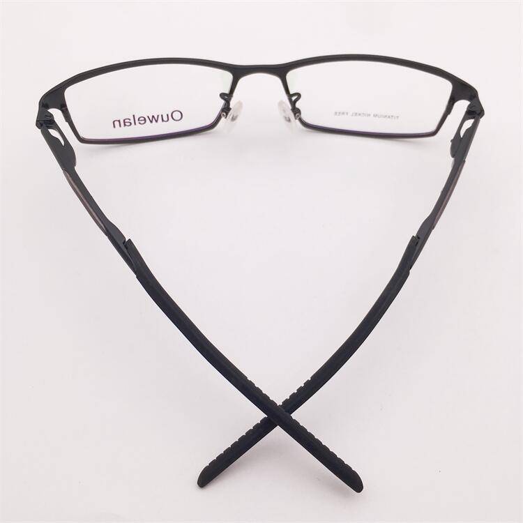 Black full -frame business temperament myopia glasses rack