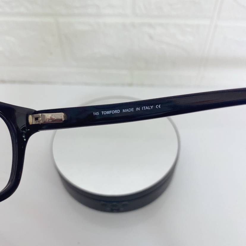 Boarded mirror frame Black glasses frame full -frame TOM glasses rack Nearly mirror men's board leisure Korean special sale
