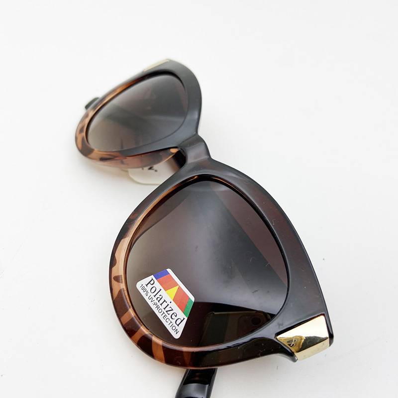 Exporting pure original single men and women polarized driving driving glasses sunglasses fashionable sunglasses watchmark