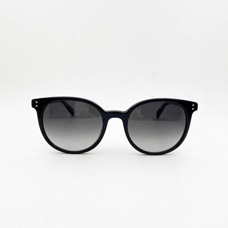 Export men and women sunglasses fashion versatile brands tail single sunshade anti -ultraviolet watchmark sunglasses tourism