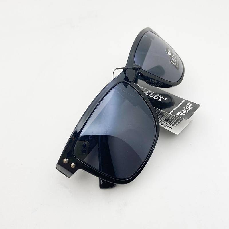 Exporting pure original single men and women sunglasses fashion sunglasses anti -ultraviolet eye mirrors uV400 UV400