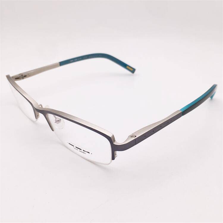 Original single German order light blue ultra -light pure titanium business temperament half -frame spring mirror lens shelf men and women