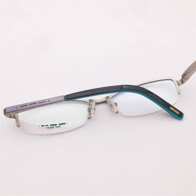 Original single German order light blue ultra -light pure titanium business temperament half -frame spring mirror lens shelf men and women