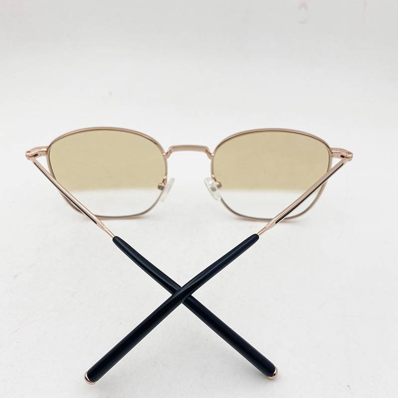 Exporting pure original single men and women's personality sunglasses fashion sunglasses anti -ultraviolet lighting eye sunshade uv400 glasses