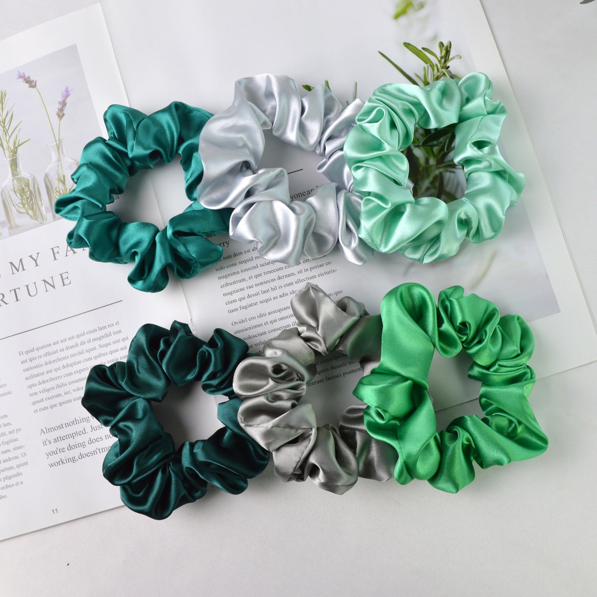 Stock and Wholesale 42 Colors 3.5cm High Quality Smooth and Soft Elastic Band Accessories Silk Satin Scrunchies Hair Ties