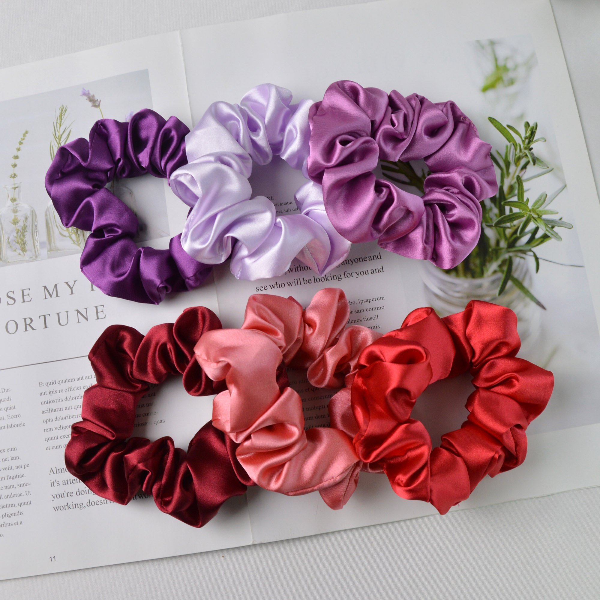 Stock and Wholesale 42 Colors 3.5cm High Quality Smooth and Soft Elastic Band Accessories Silk Satin Scrunchies Hair Ties
