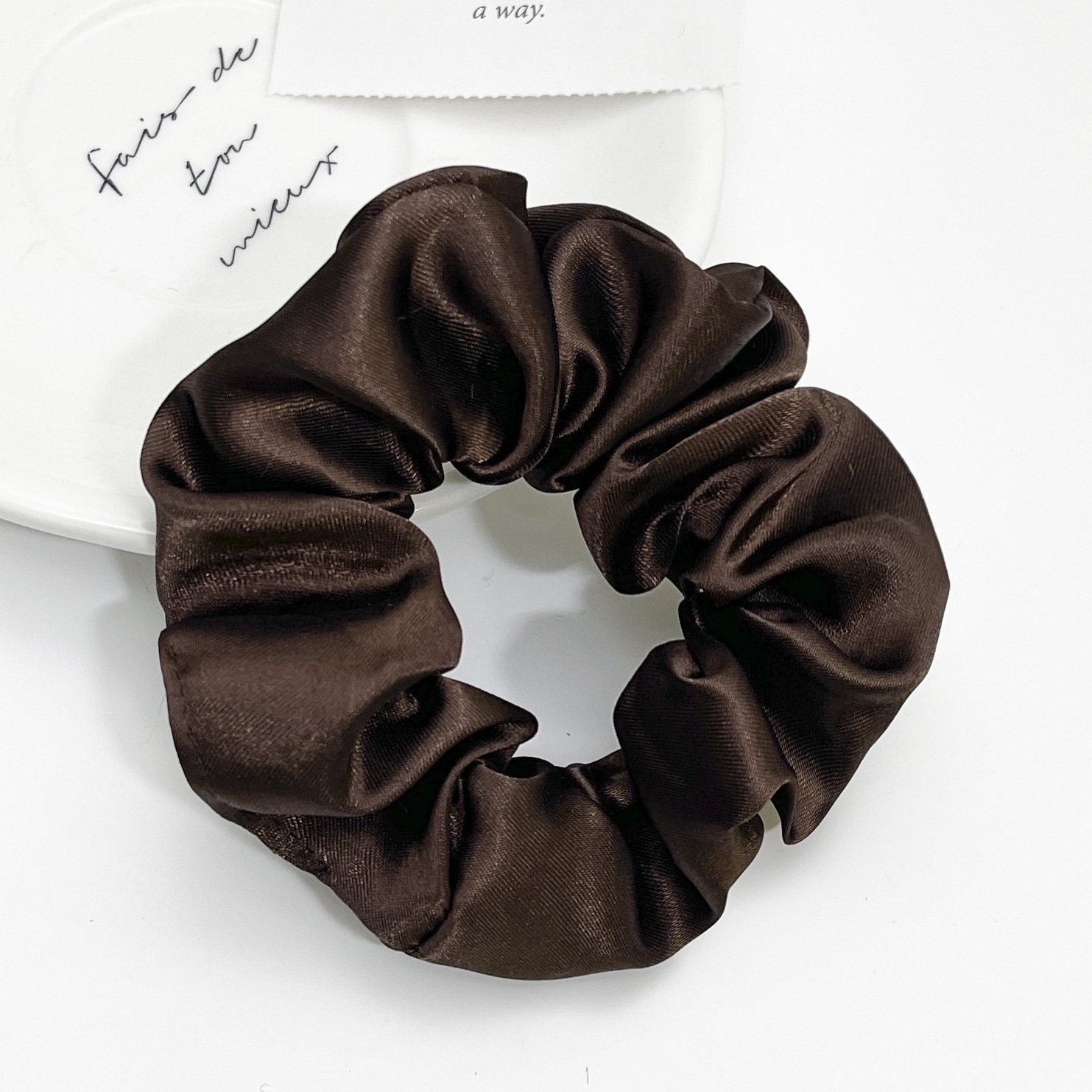 New arrival high end solid color satin hair scrunchies for woman wholesale custom silk crunchies hair ties