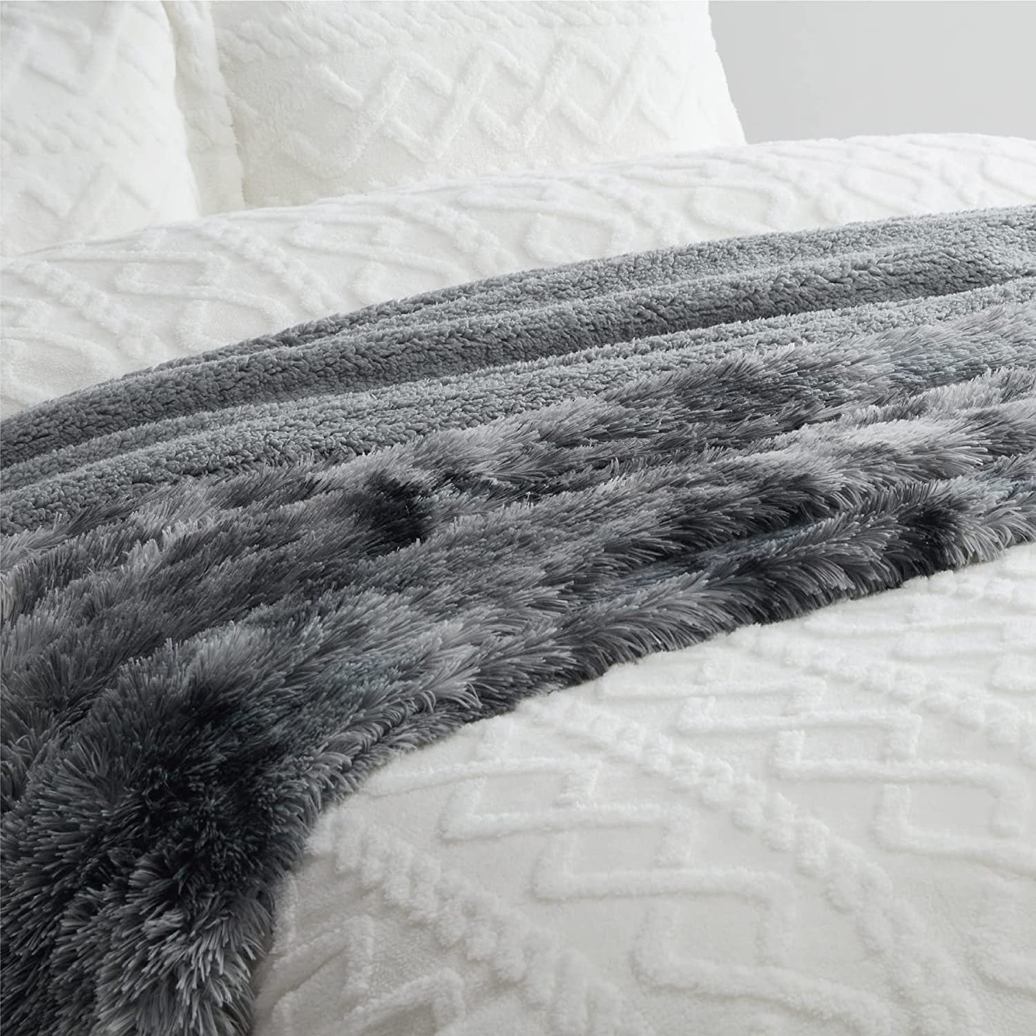 Super soft furry plush faux fur blanket gray tie-dye fluffy blanket for home and travel autumn and winter comfortable blanket