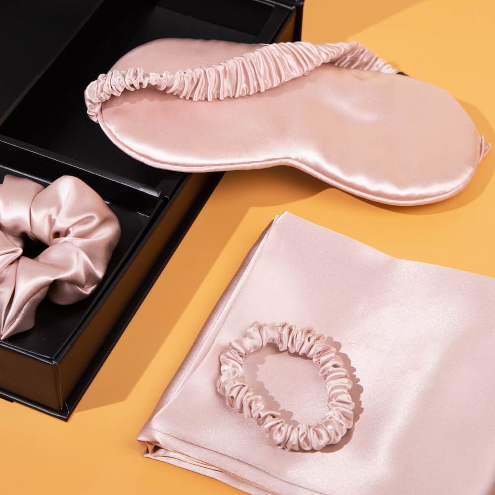 in stock silk Gift set pillow case cover scrunchies sleep mask eyemask 100% 6A Mulberry silk pillowcase gift set with box