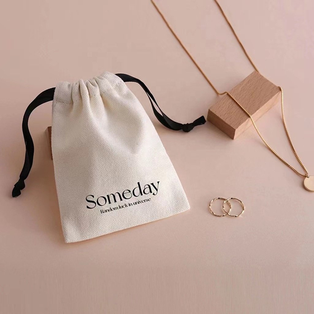 Nice Fancy Personalized Linen Cotton Bags with Drawstring Gift Bags For Jewelry