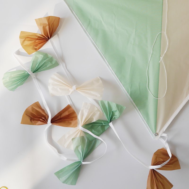 Custom design Diamond kite rhombus kite with long bow tie tail from the kite factory