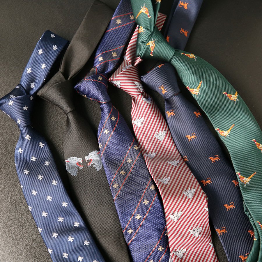 Designer Men's Tie Animal Embroidery Business Leisure Ties Little Bee British Tie Men's Wedding Suit Decorations Neckties