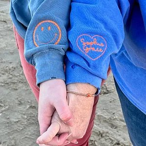 Customized Distressed Sweatshirt with Embroidered Collar Handmade OEM Service Custom Hoodie 1 Piece Knitted Fabric Unisex