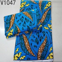 V1047