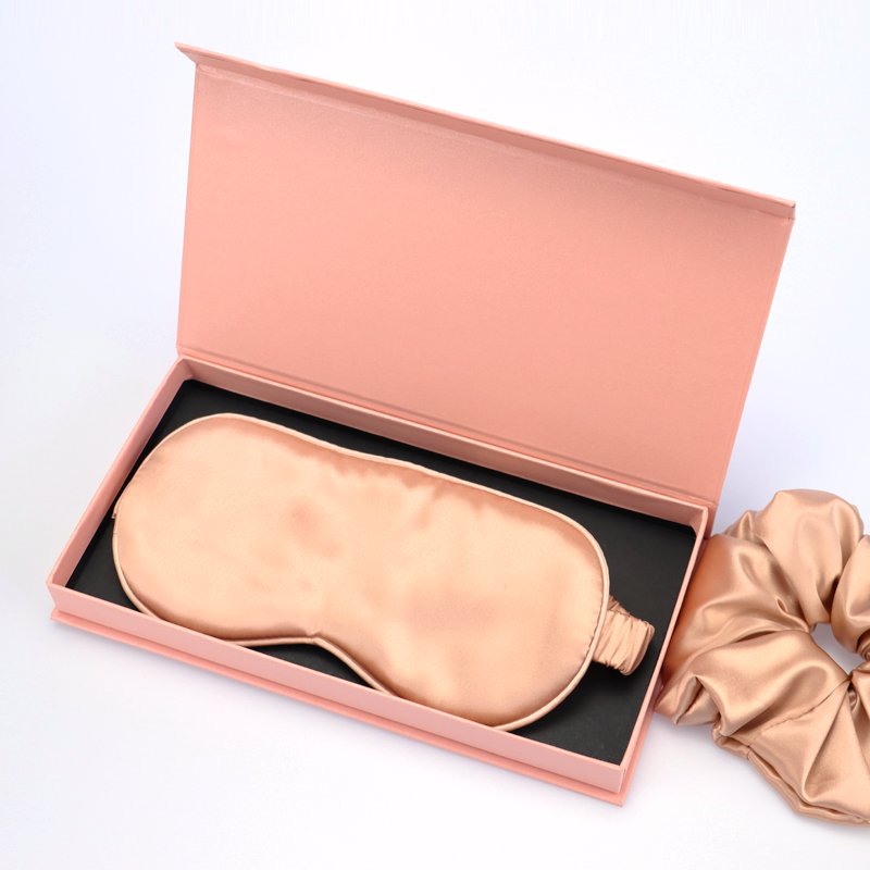Custom logo pure silk pillowcase scrunchie with box hair tie 100% mulberry silk sleep eye mask and pillow case set
