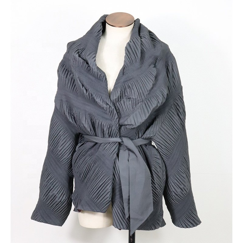 Pleated cardigan spring and autumn new trend thick high-end women's top wholesale fashion versatile women's wear