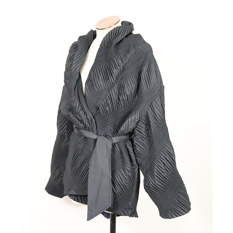 Pleated cardigan spring and autumn new trend thick high-end women's top wholesale fashion versatile women's wear