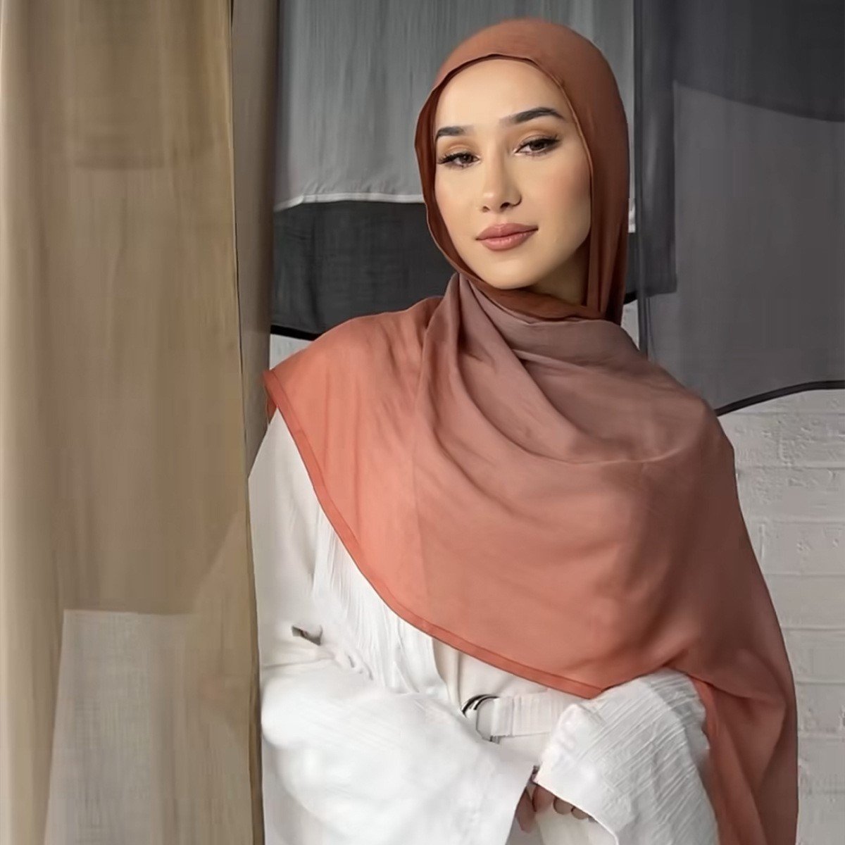Wholesale Ombre Ombre Modal Hijab Scarf Cotton Viscose Rayon Modal Woven Shawl Voile Chiffon Wrap Shawls Tie Dye Hijab Voile