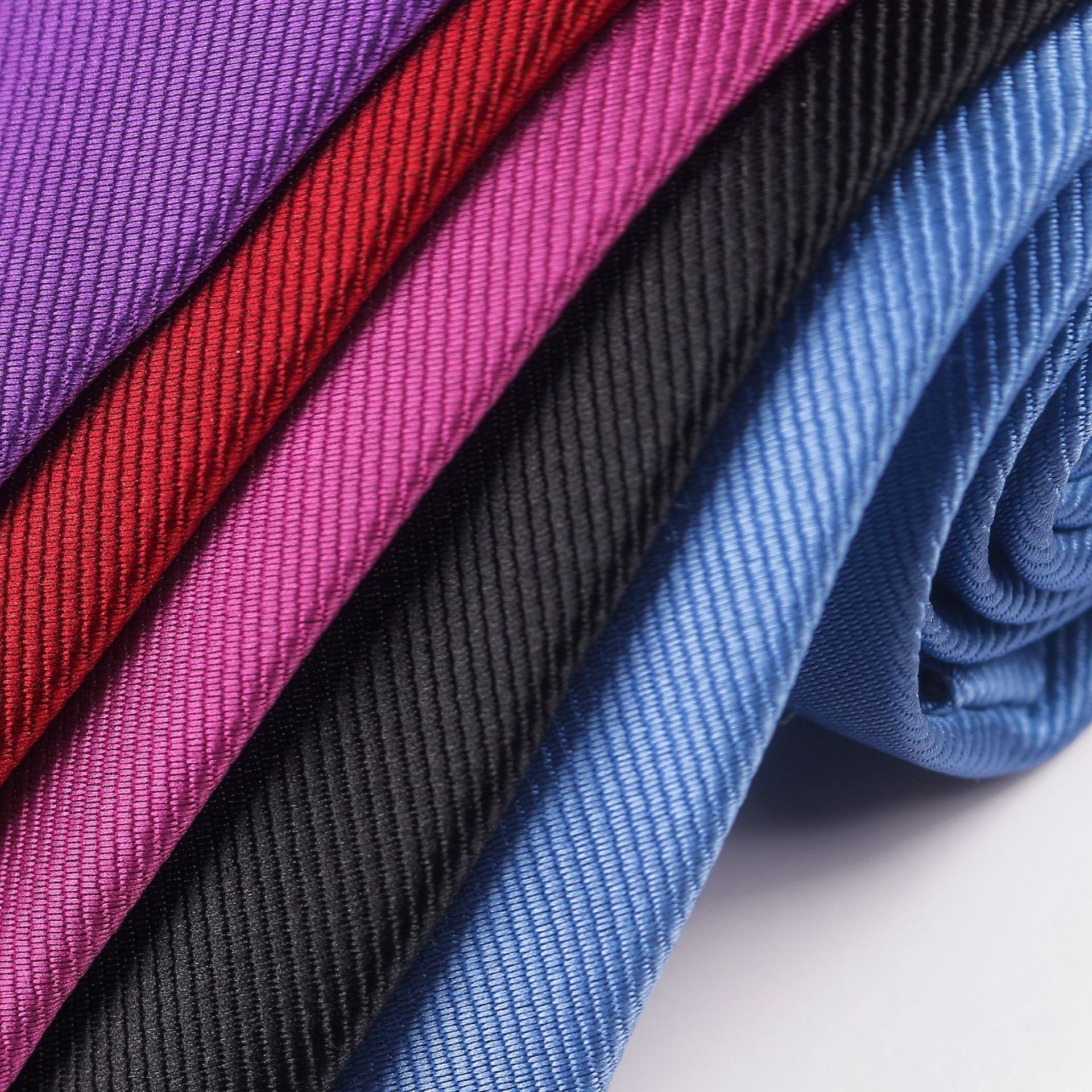 Celebrity Slim Skinny Fashion Black Red Solid Men's Ties for Weddings Grooms