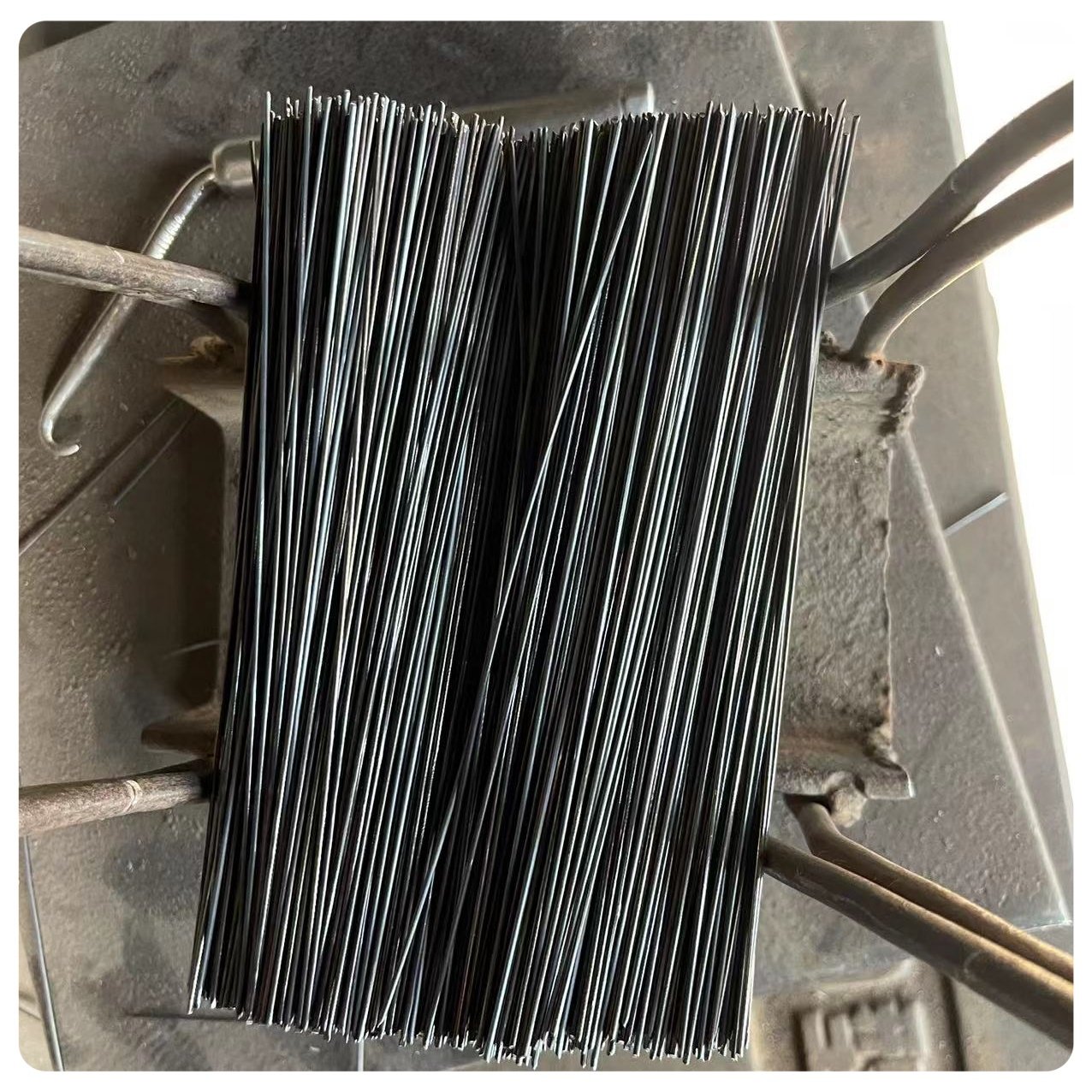 Hot Selling Cheap Custom Straight High Strength Galvanized U Type Cutting Tie Wire