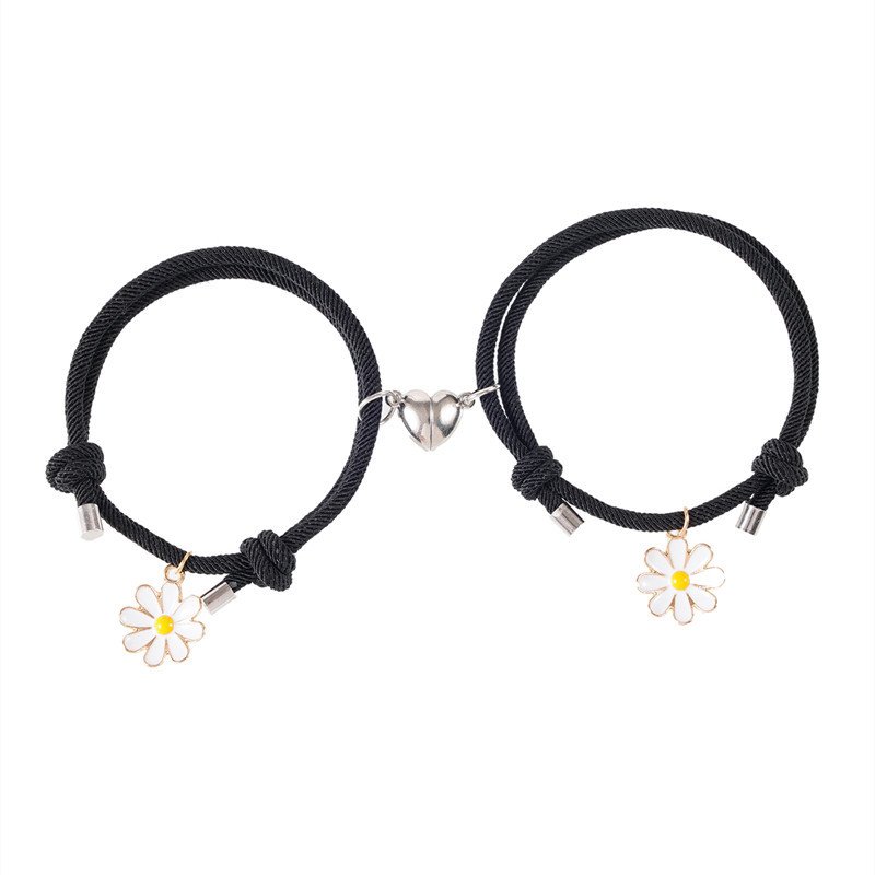 2pcs/set Creative Hair Tie Bracelet Love Magnetic Flower Bracelets for Women Friend Daisy Pendant Charms for Bracelets