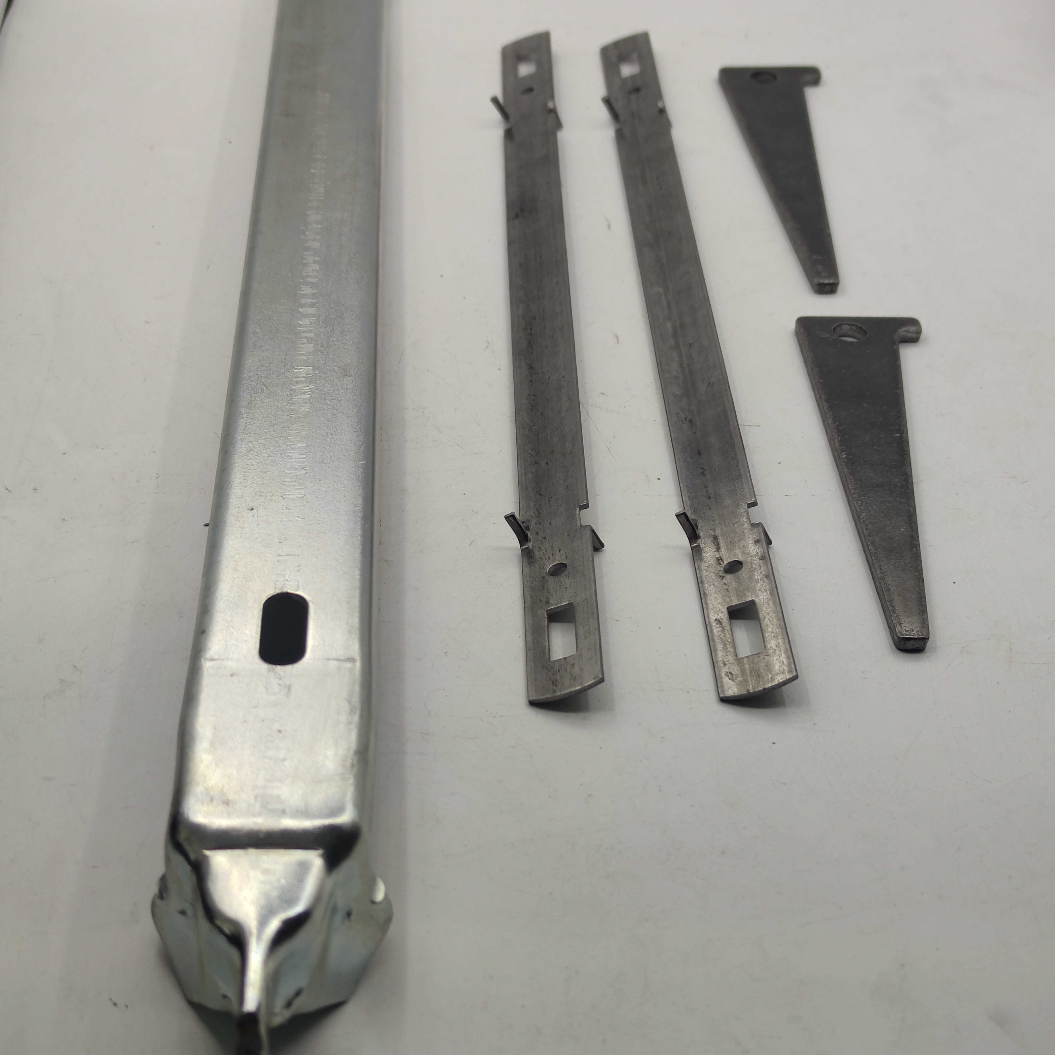 Concrete wall panel spacer tie and Mullion