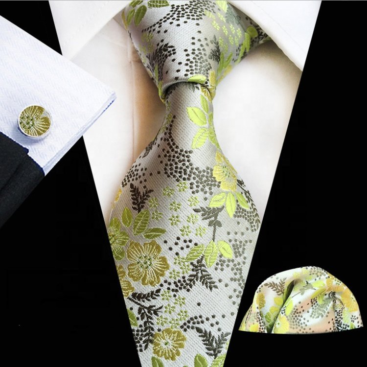 New Arrival Luxury Neckties With Pocket Squares Casual Ties For Men Italian Wholesale Men Ties And Hanky Cufflinks Set