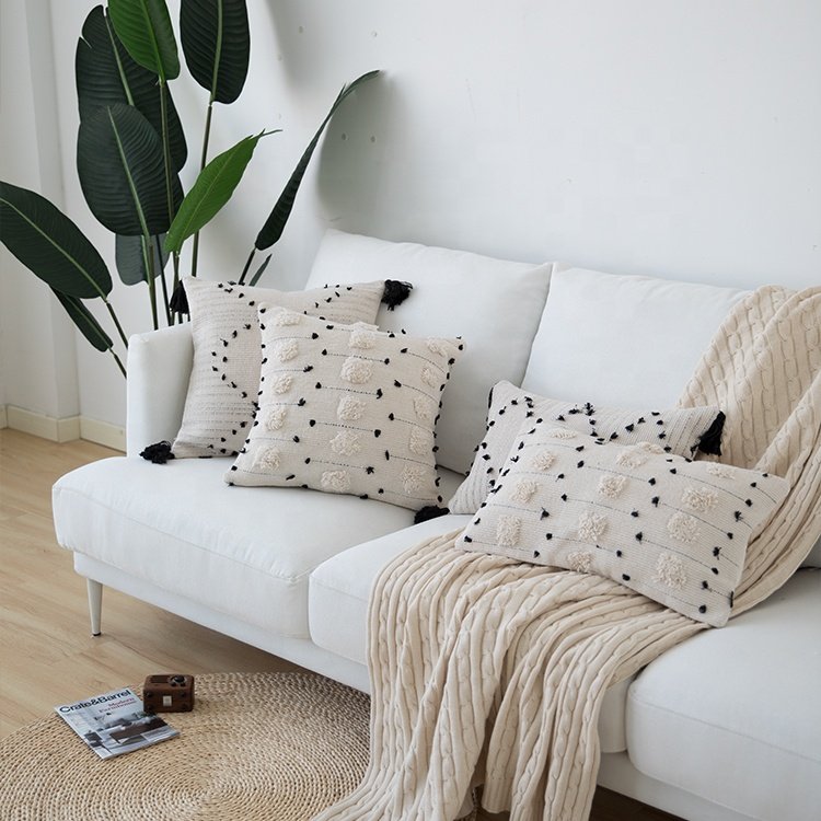 Wholesale Farmhouse Boho Style Cushion Case Home Decor Cotton Woven Pillow Case Tufted Cushion Cover