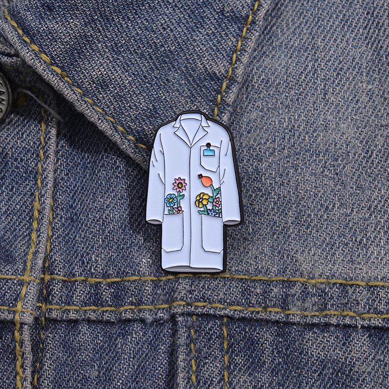 Wholesale In Stock Colorful Flower White Coat Brooch Lapel Pin Tie Tack For Doctor Nurse Gift Souvenir