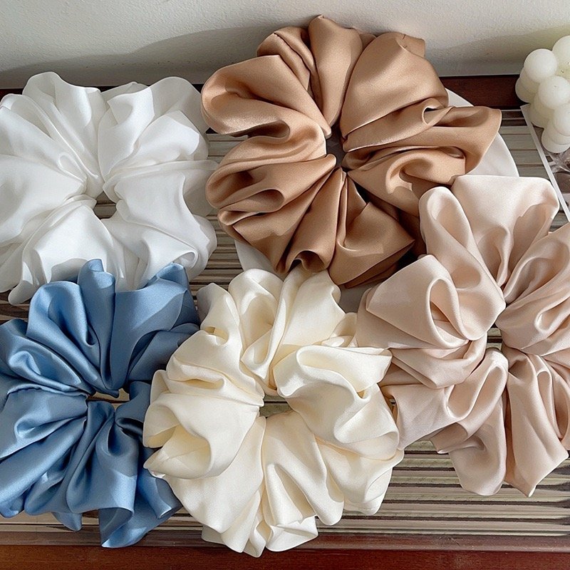 Wholesale 15cm Solid Color White Oversized Fabric Elastic Rubber Bands Hair Ties Accessories XXL Big Stain Silk Women Scrunchies