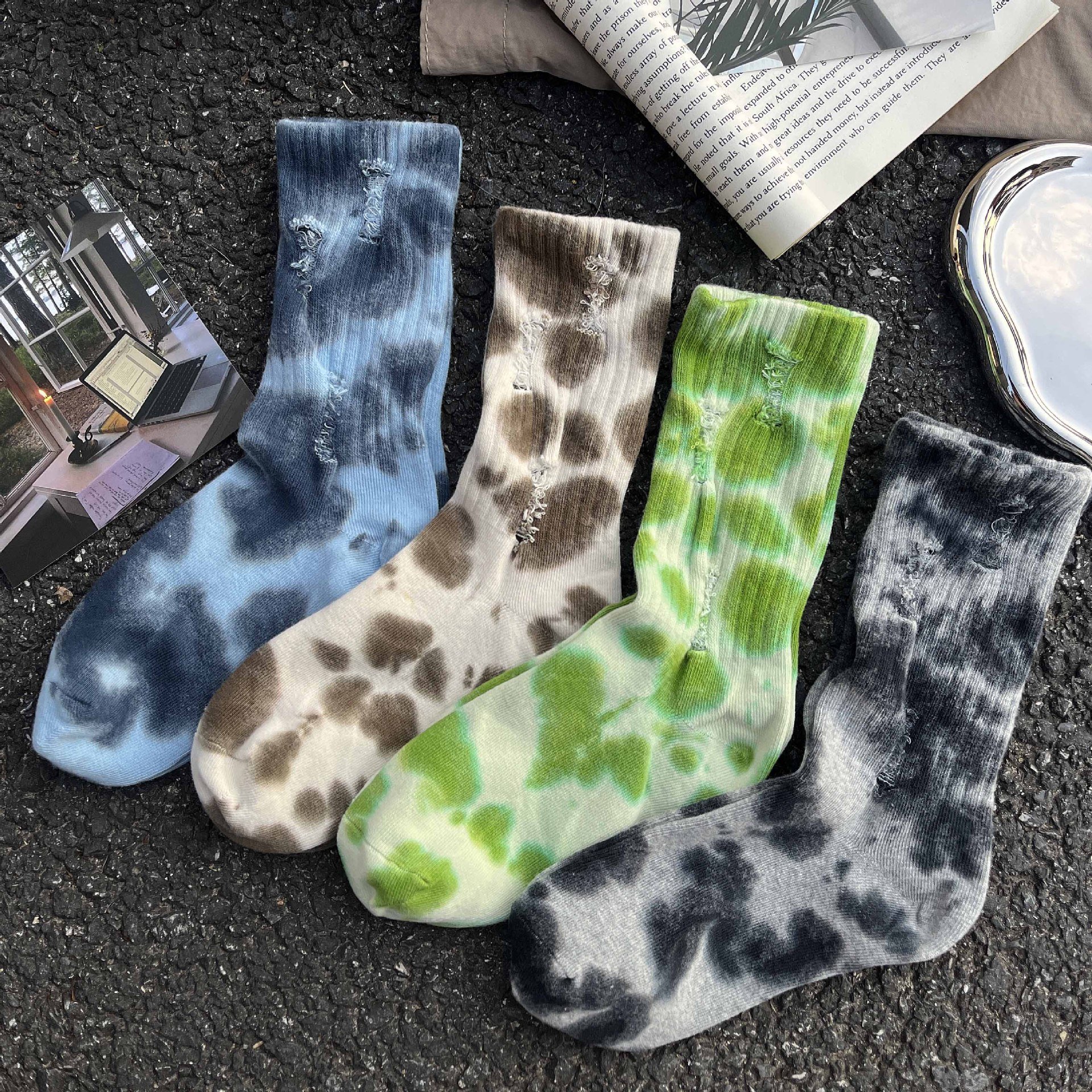 Custom Men's Cotton Crew Socks Embroidered Logo Tie-Dye Street Sport Style Football Knitted Wholesale Tie Dye Socks