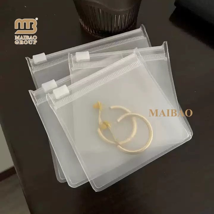 High Quality Bulk Decorative Custom Gold Logo Frosted Small Jewelry Pouch Plastic Zipper Bag, Jewelry Packaging Zip Plastic Bag