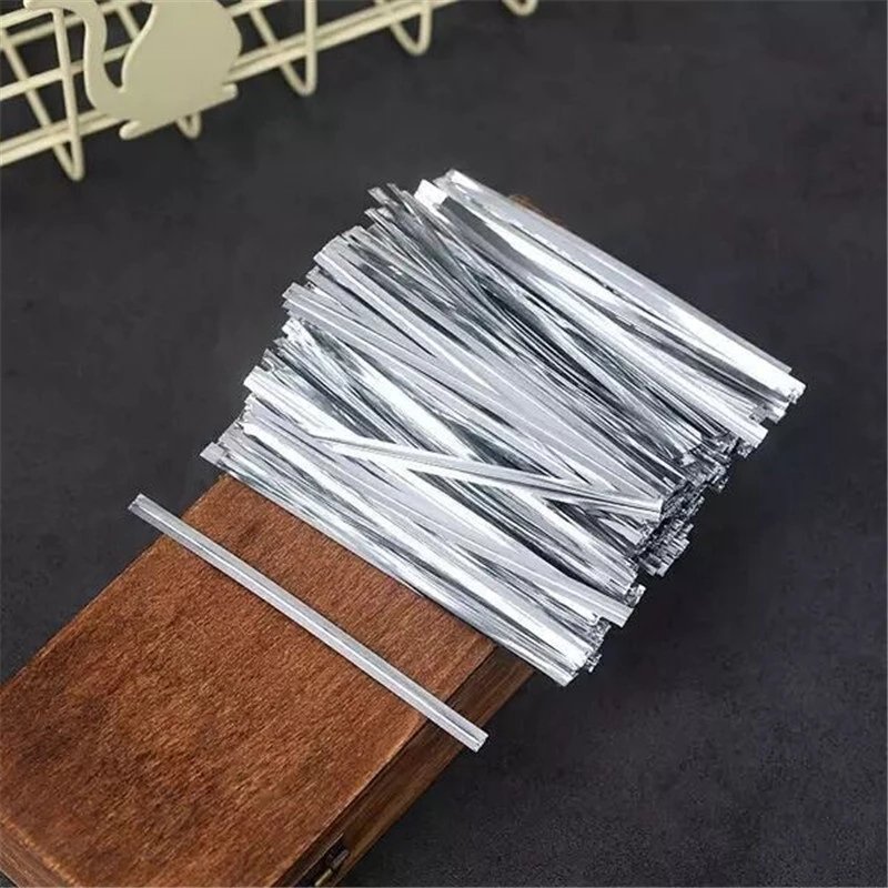 Multicolor Wire Metallic Twist Ties for Candy Bag Baking Packaging Cello Bags Ligation Lollipop Dessert Sealing Twist Tie