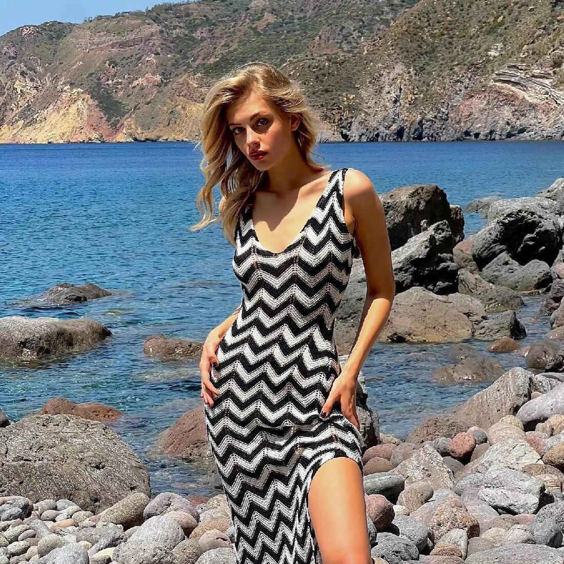 Women Elegant Contrast Stripe Knitted Long Dress Sexy V-neck Hollow Out Sleeveless Dresses Summer Beach Casual Robes 2935