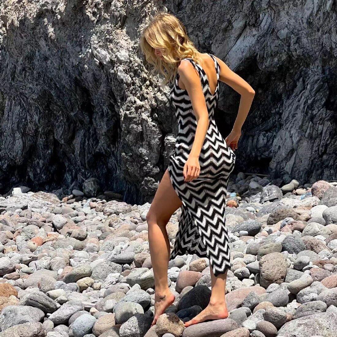 Women Elegant Contrast Stripe Knitted Long Dress Sexy V-neck Hollow Out Sleeveless Dresses Summer Beach Casual Robes 2935