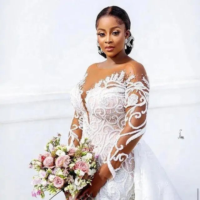 2024 New African Mermaid Slim Wedding Dress Long Sleeve Skin Color Lace Round Neck Ties Bridal Wedding Dress
